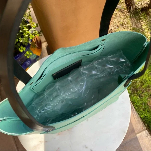 SOLD Portland Leather Goods Mint Smooth Leather Tote - Picture 7 of 16